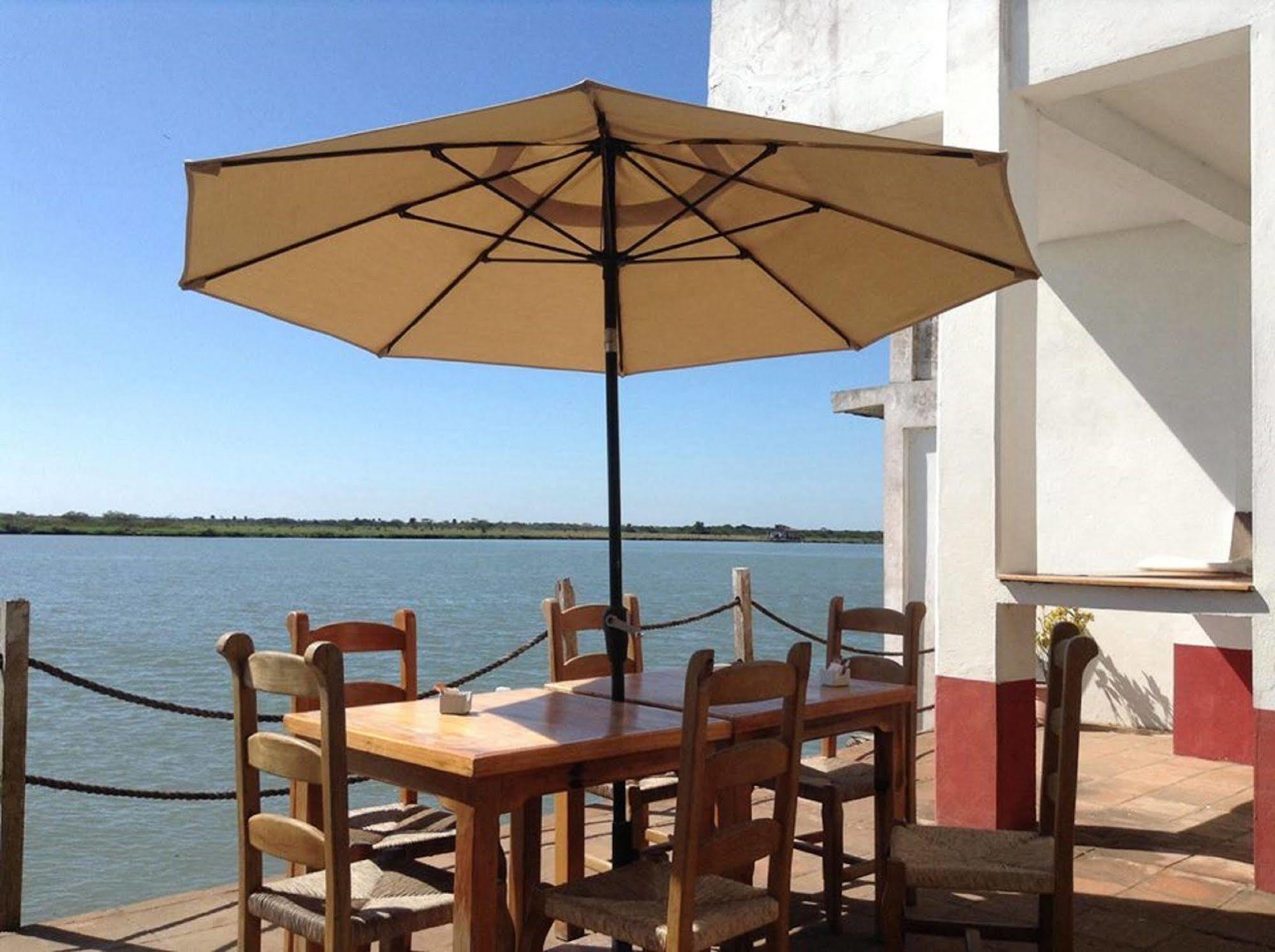 Hotel Casa Del Rio à Tlacotalpan Extérieur photo